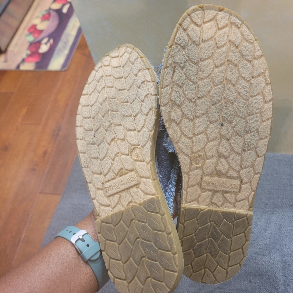 Dirty Laudry Blue jean slip on Sandler. Size 9. - Picture 2 of 3